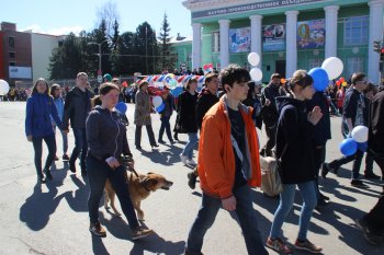 Первомайская демонстрация трудящихся Орджоникидзевского района