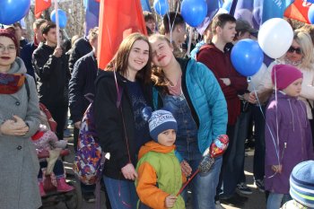 Первомайская демонстрация трудящихся Орджоникидзевского района