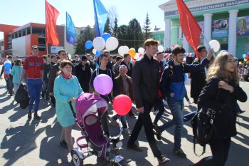 Первомайская демонстрация трудящихся Орджоникидзевского района