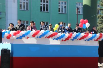 Первомайская демонстрация трудящихся Орджоникидзевского района