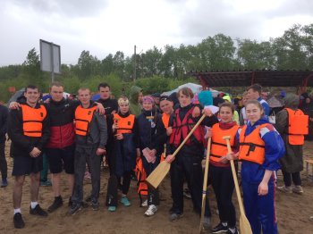 Гонки на лодках класса «Дракон»