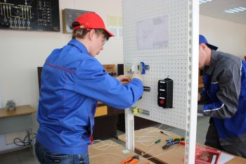 Региональный этап Всероссийской олимпиады профессионального мастерства «Электро- и теплоэнергетика» и Краевой конкурс профессионального мастерства «Лучший электрик-2019»