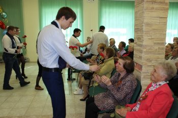 Митинг в честь 74 годовщины Великой Победы