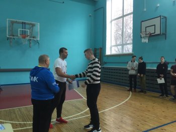 Соревнования по дартсу