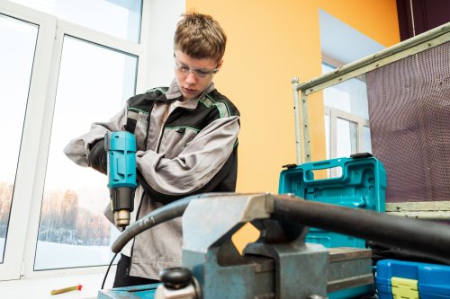 Профессионалы: Подготовка - Эксплуатация кабельных линий электропередачи