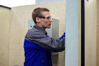 ДЕМОНСТРАЦИОННЫЙ ЭКЗАМЕН: Электромонтеры