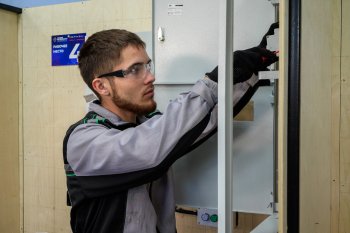 ДЕМОНСТРАЦИОННЫЙ ЭКЗАМЕН: Электромонтеры